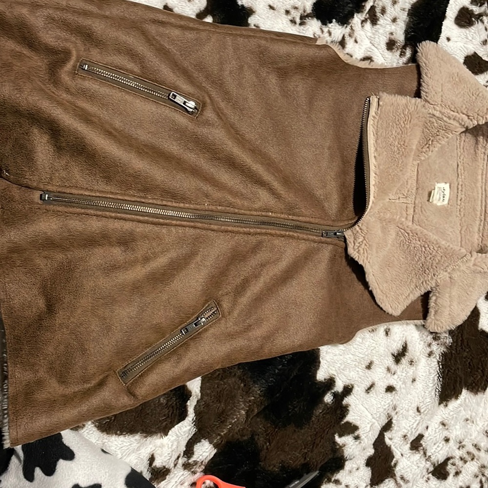 Dylan suede vest